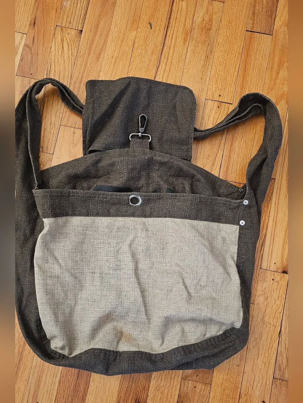 FEED NYC Messenger Bag